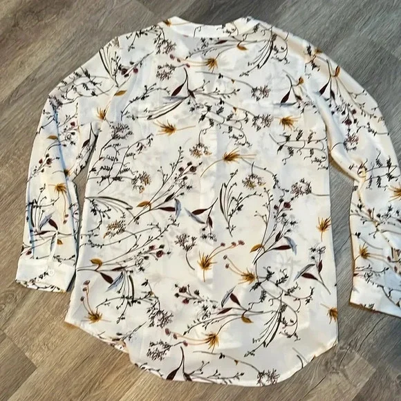 Soteer white button up blouse white with nature pattern - Picture 7 of 9